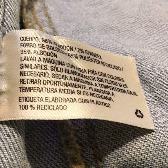 Universal thread freeborn jeans jacket size small - Picture 5 of 5